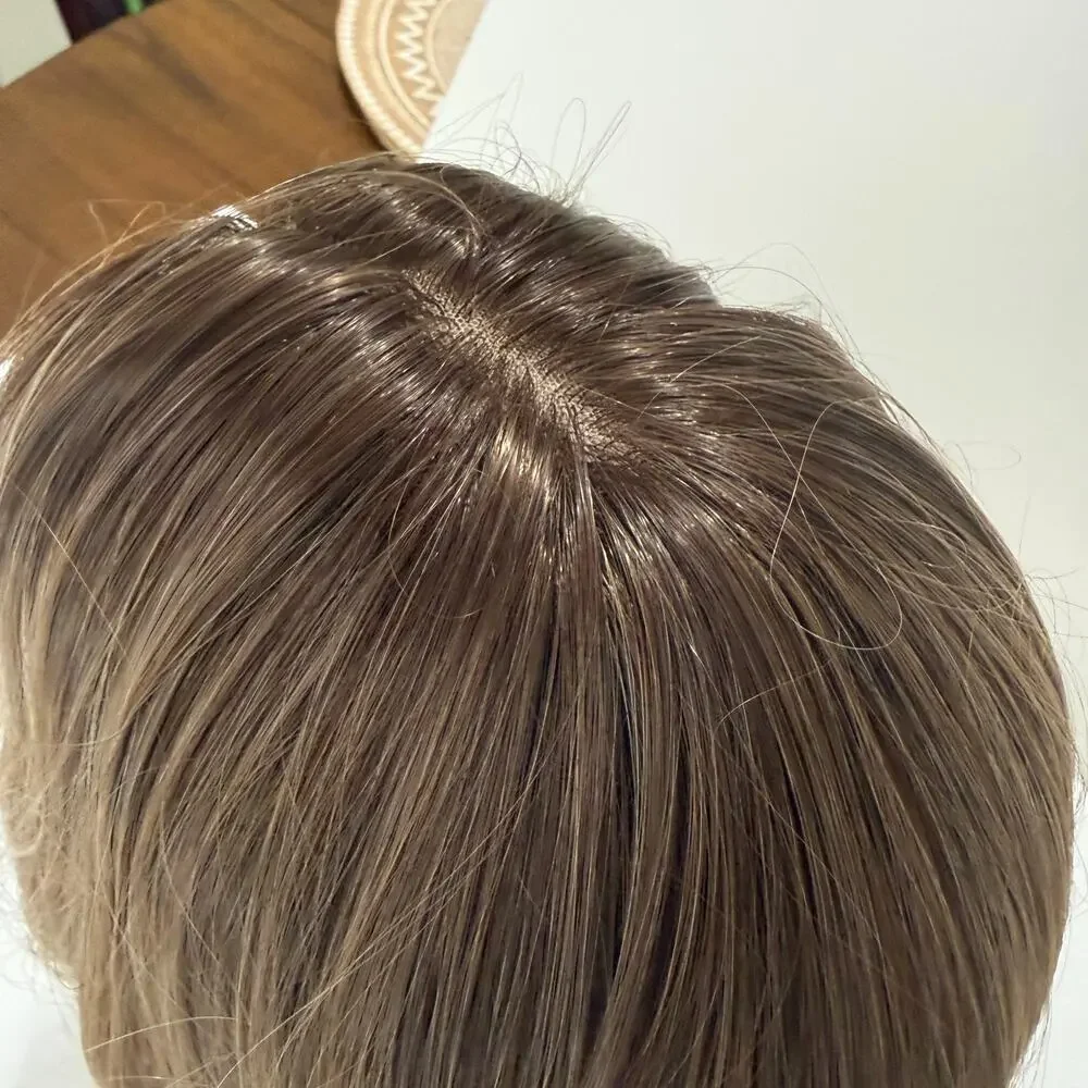 Natural Ash Brown‎ Shoulder-Length Wig Straight Medium-Length Fiber Wig w/stand